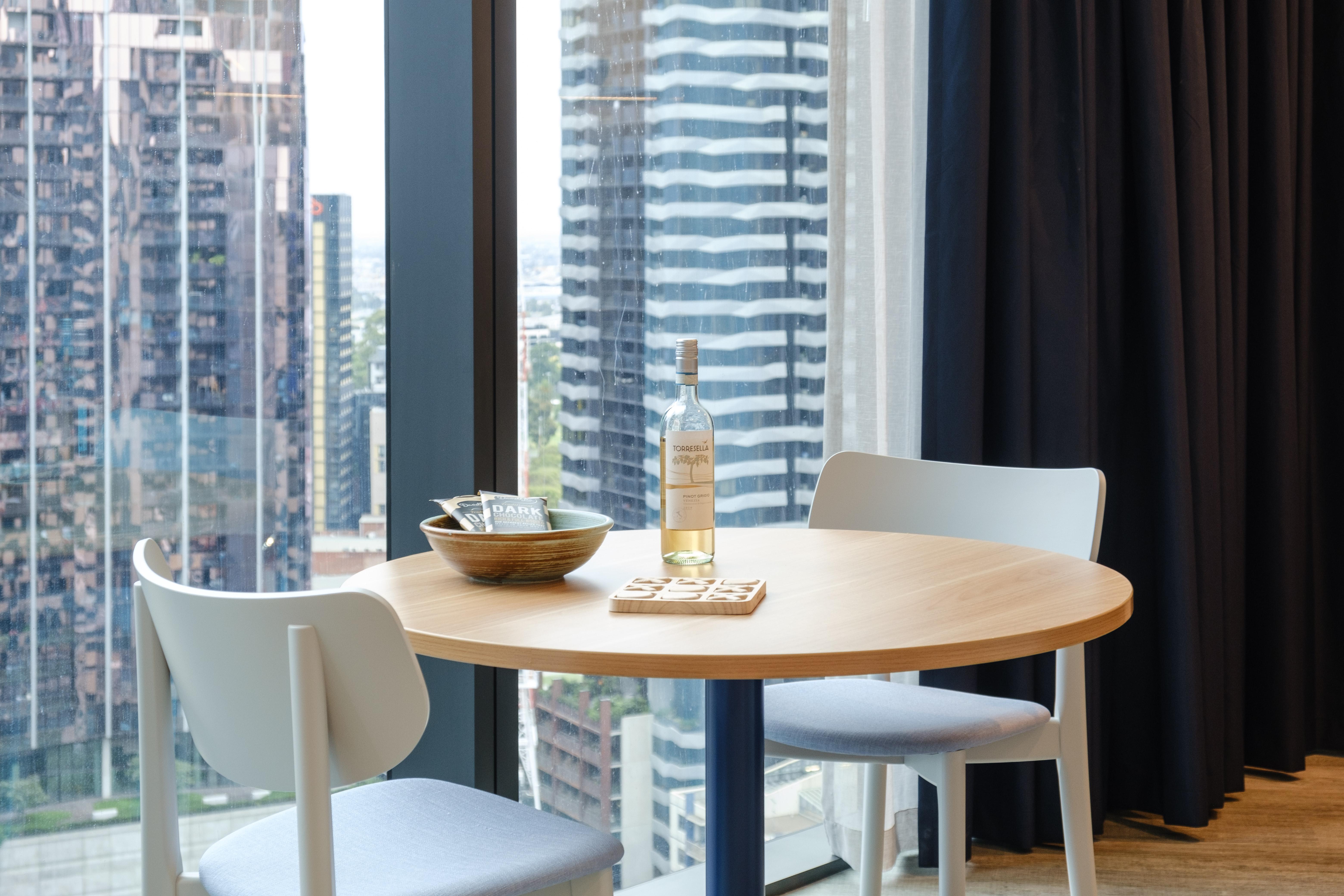 Scape Living At Aurora Aparthotel Melbourne Exterior photo